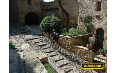 Les Calades de Gordes à la une sur velovert
